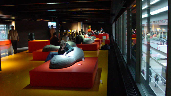 Relaxing atmosphere with Philips lighting