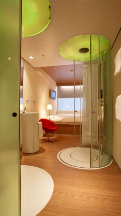 Philips lit the Citizen Hotel room