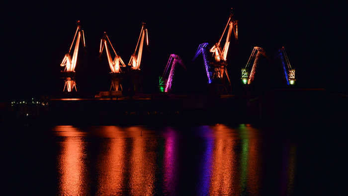 Philips color lighting turn cranes in at Pula, Croatia into an amazing 