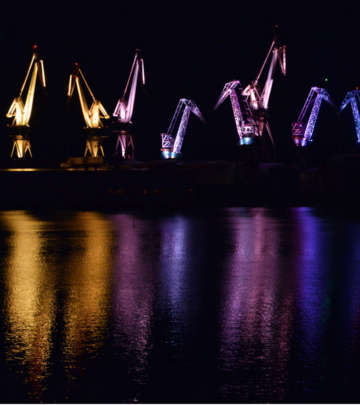 Illuminating cranez with Philips lighting creating an amazing result